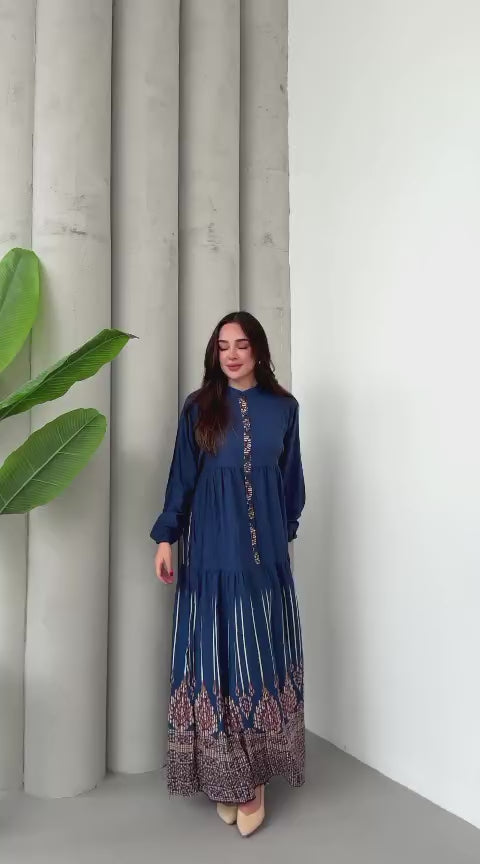 Balon Kol Yarı Düğmeli Model Elbise